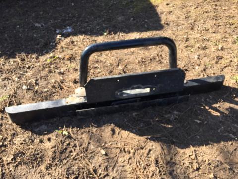 Land Rover Bumper