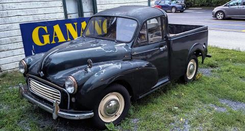 Black Morris Pickup
